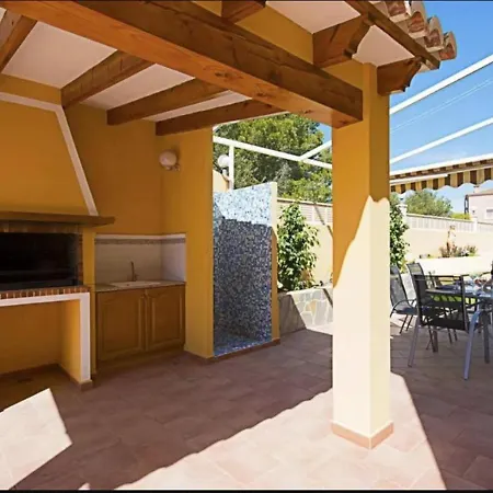 Casa Rose 4-bed With Private Pool 别墅 *